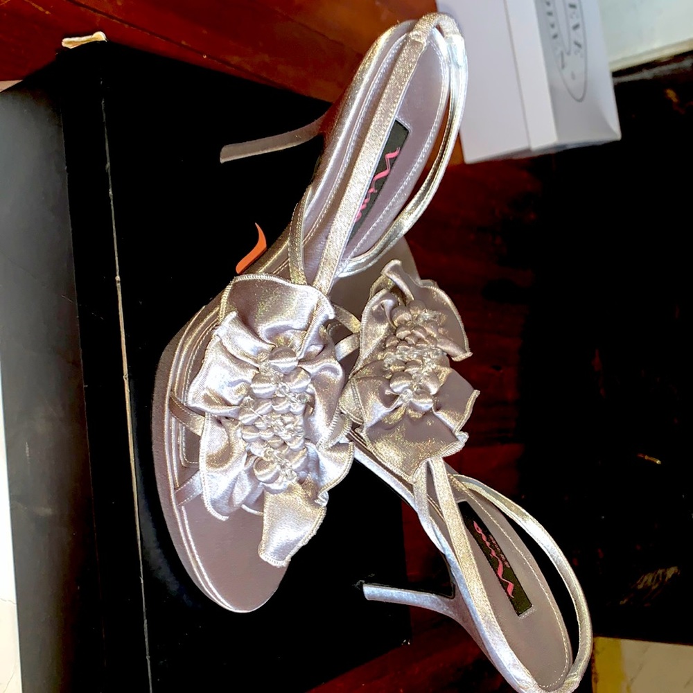 Silver flower design heels